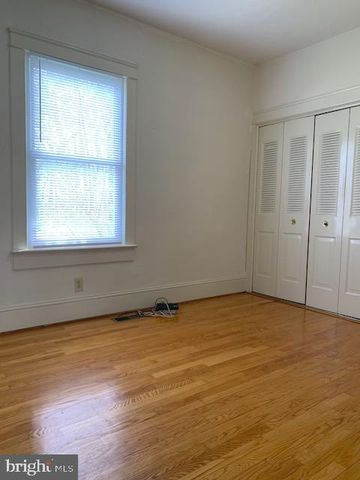 218 CLAIBORNE AVE, Fredericksburg, VA 22405