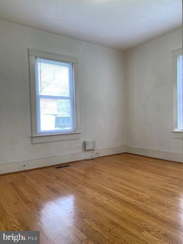 218 CLAIBORNE AVE, Fredericksburg, VA 22405