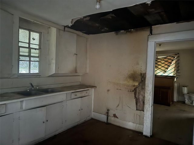 836 7th Street, Hempstead, TX 77445