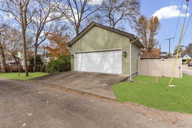 1040 Sharpe Ave, Nashville, TN 37206