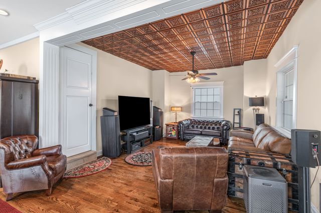 1040 Sharpe Ave, Nashville, TN 37206