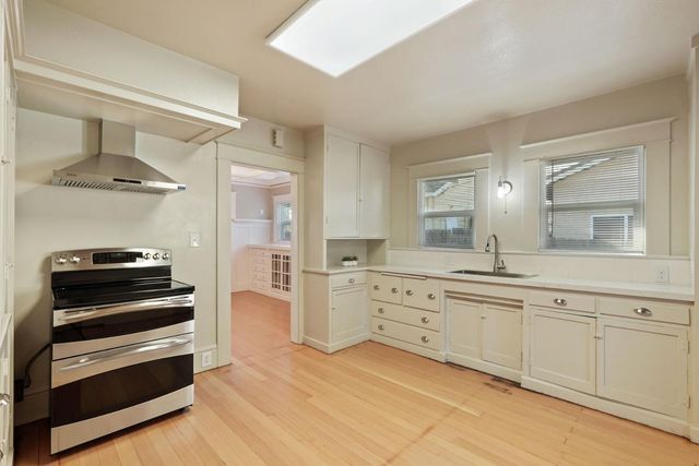 705 N School St, Lodi, CA 95240