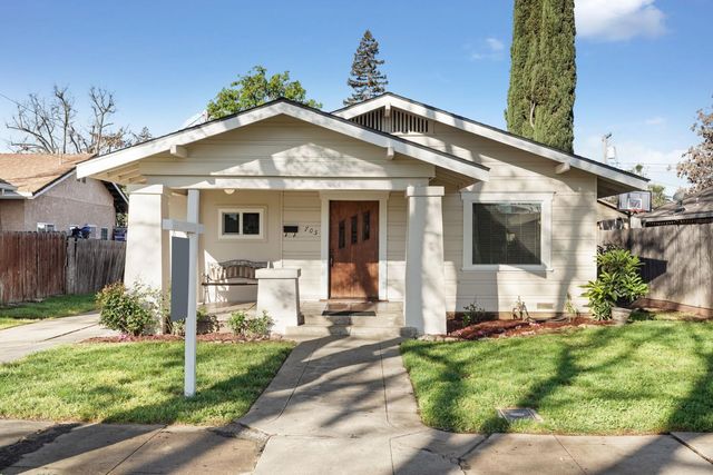 705 N School St, Lodi, CA 95240