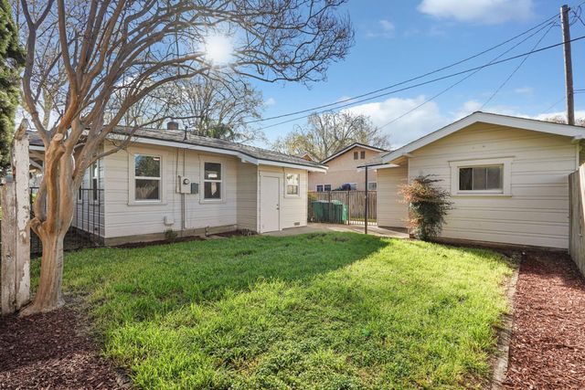 705 N School St, Lodi, CA 95240