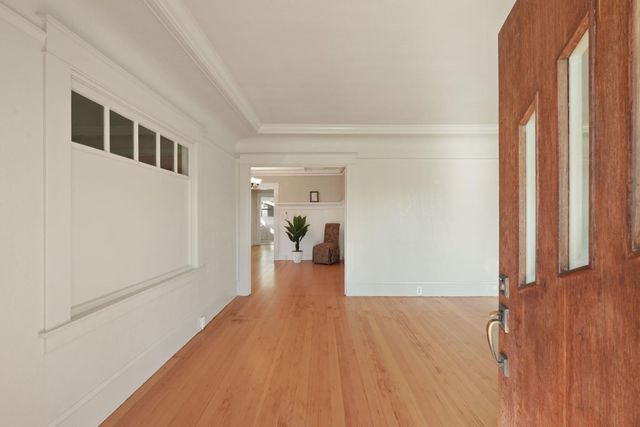 705 N School St, Lodi, CA 95240