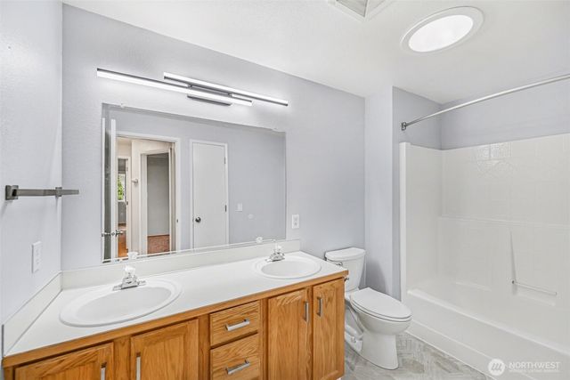 21016 68th Street Court E, Bonney Lake, WA 98391