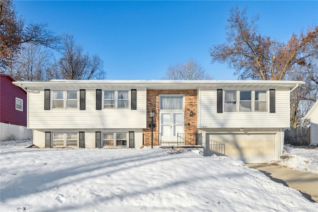 1031 34th Street SE, Cedar Rapids, IA 52403