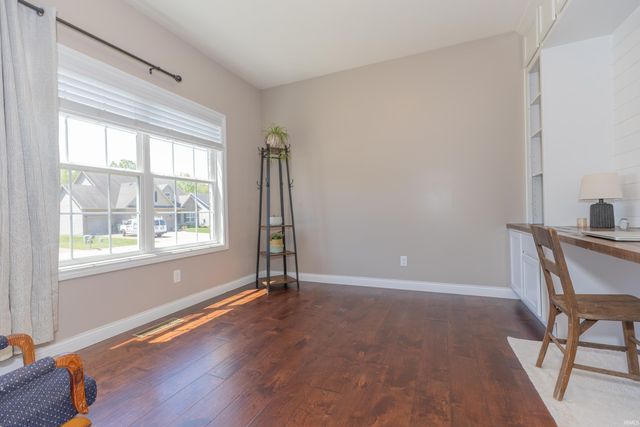 1415 Breezy Creek Drive, Evansville, IN 47720
