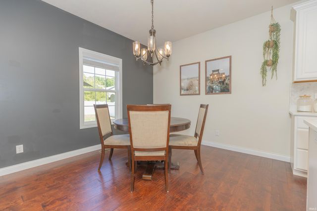 1415 Breezy Creek Drive, Evansville, IN 47720