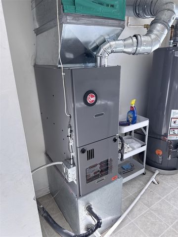 23493 Williamsburg Circle, Woodhaven, MI 48183