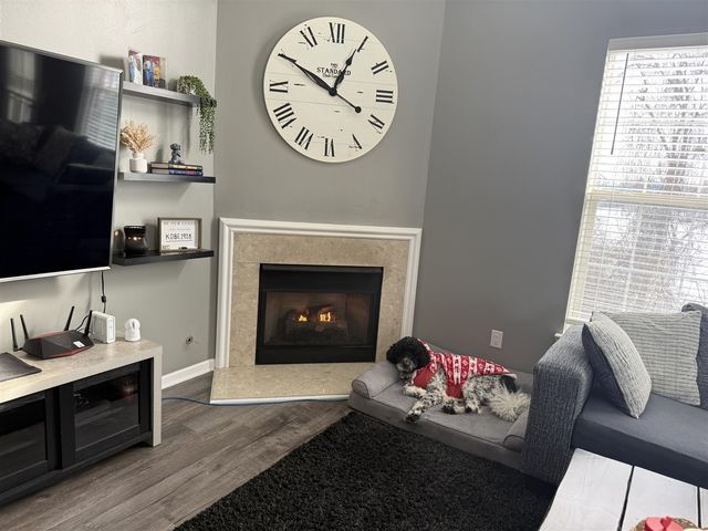 23493 Williamsburg Circle, Woodhaven, MI 48183