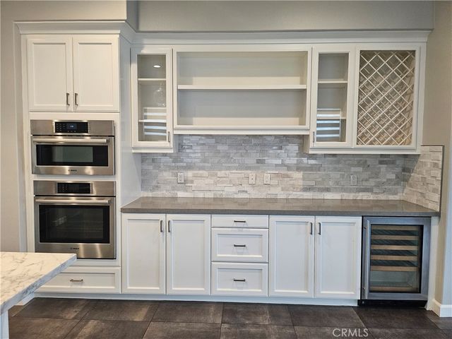 183 Follyhatch, Irvine, CA 92618