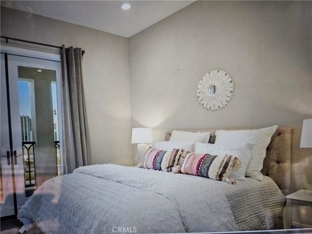 183 Follyhatch, Irvine, CA 92618