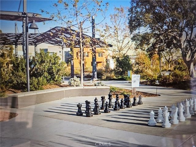 183 Follyhatch, Irvine, CA 92618