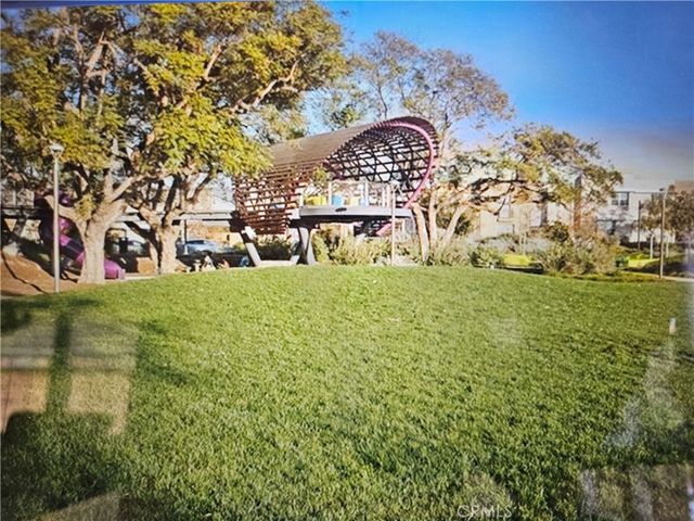183 Follyhatch, Irvine, CA 92618