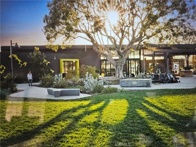 183 Follyhatch, Irvine, CA 92618