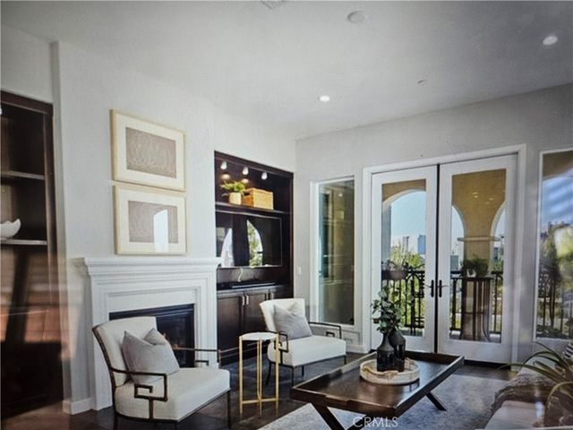 183 Follyhatch, Irvine, CA 92618