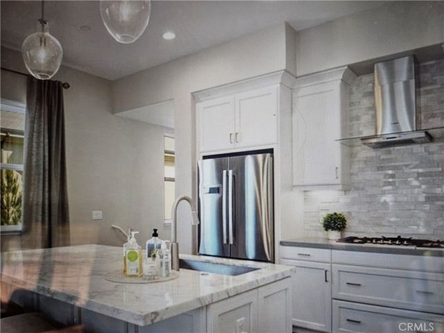 183 Follyhatch, Irvine, CA 92618