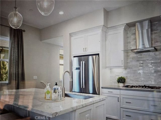 183 Follyhatch, Irvine, CA 92618