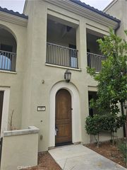183 Follyhatch, Irvine, CA 92618
