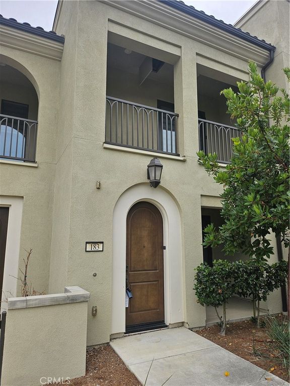 183 Follyhatch, Irvine, CA 92618