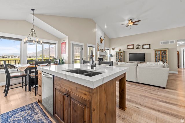 2832 W 2550 N, Plain City, UT 84404