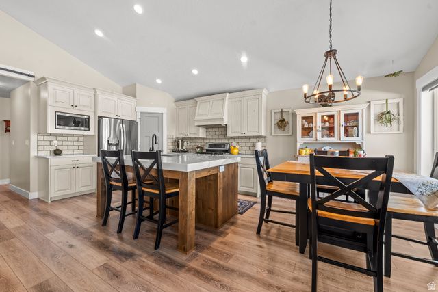 2832 W 2550 N, Plain City, UT 84404
