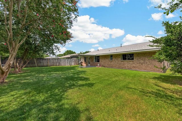 4122 Donerail Drive, Pasadena, TX 77503