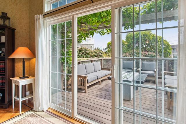 47 Alameda Avenue, Half Moon Bay, CA 94019