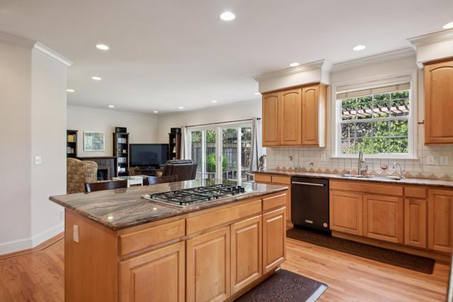 47 Alameda Avenue, Half Moon Bay, CA 94019