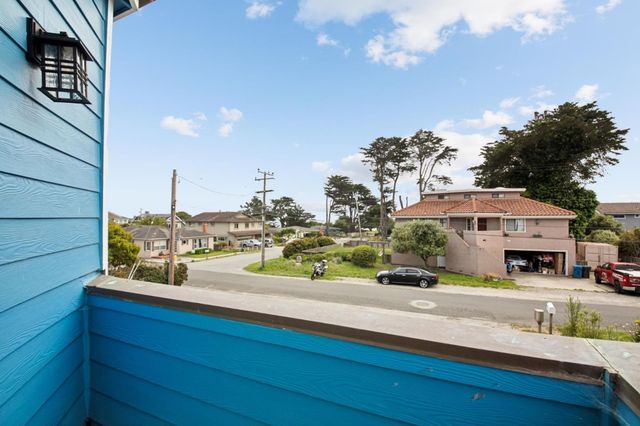 47 Alameda Avenue, Half Moon Bay, CA 94019