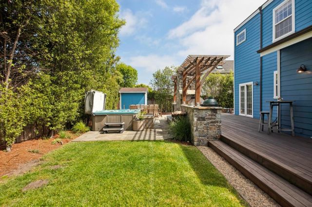 47 Alameda Avenue, Half Moon Bay, CA 94019