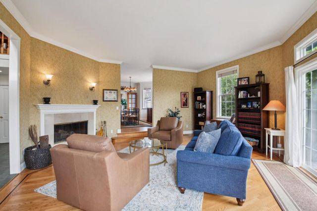 47 Alameda Avenue, Half Moon Bay, CA 94019