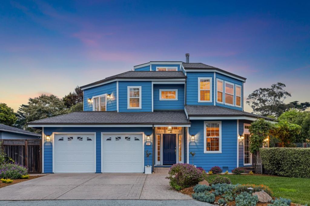 47 Alameda Avenue, Half Moon Bay, CA 94019