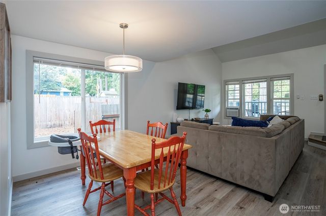 10023 Angle Lane SW, Lakewood, WA 98498