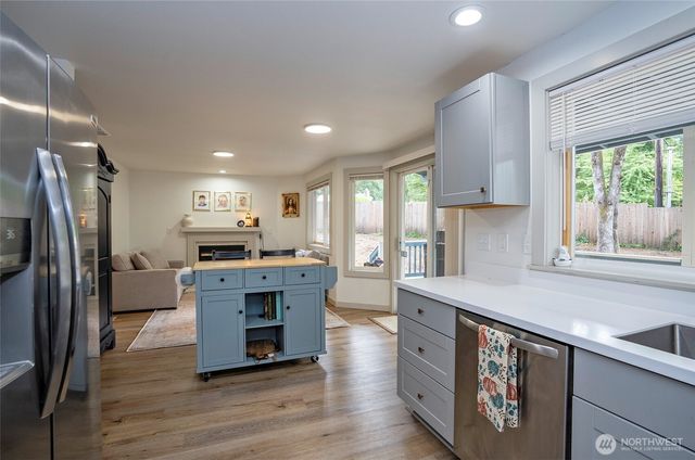 10023 Angle Lane SW, Lakewood, WA 98498