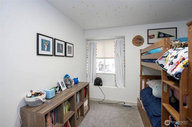 10023 Angle Lane SW, Lakewood, WA 98498