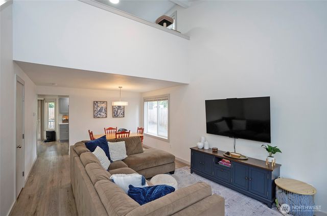 10023 Angle Lane SW, Lakewood, WA 98498