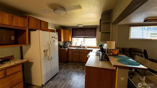 1410 C Street, Hoquiam, WA 98550