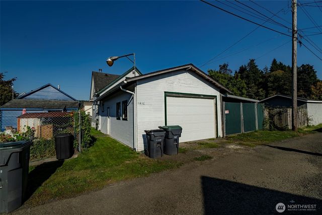 1410 C Street, Hoquiam, WA 98550