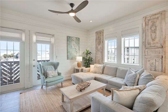 190 Social Cr 10-302, Port Aransas, TX 78373