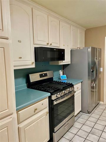 1829 Ranchwood Drive, Newcastle, OK 73065