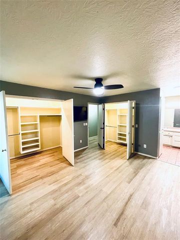 1829 Ranchwood Drive, Newcastle, OK 73065
