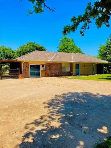 1829 Ranchwood Drive, Newcastle, OK 73065
