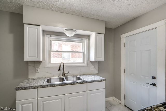 233 Sobul Avenue, Akron, OH 44305