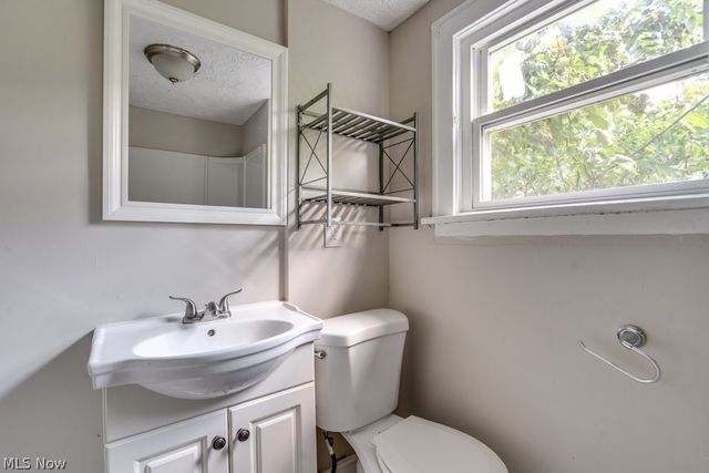 233 Sobul Avenue, Akron, OH 44305