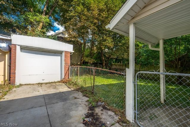 233 Sobul Avenue, Akron, OH 44305