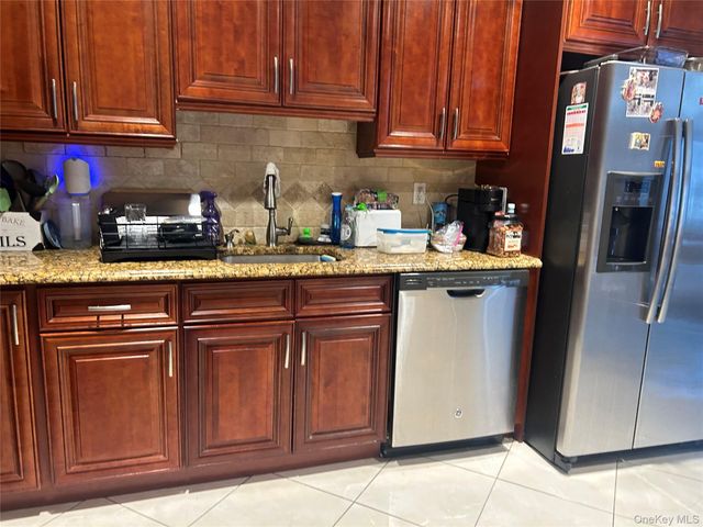 57 Woodruff Avenue, Bronxville, NY 10708