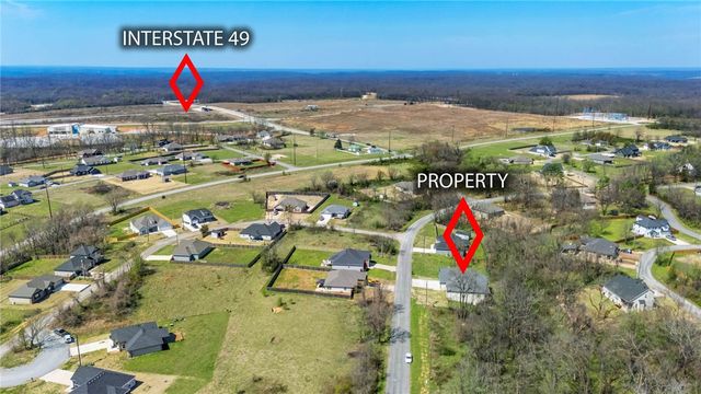 22 Cannich Drive, Bella Vista, AR 72715