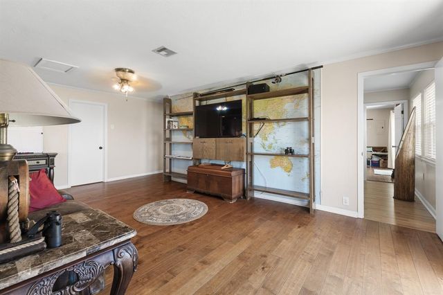 4110 2nd Street, Galveston, TX 77554